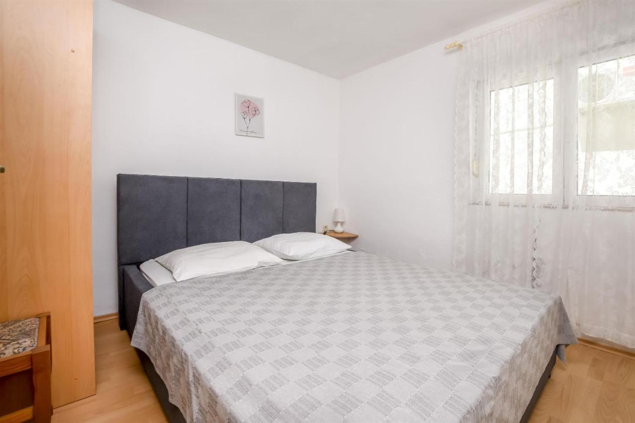 Apartments Zvonko Razanj Exterior photo